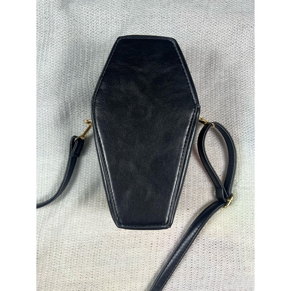 Coffin Crossbody Bag Women Small Black Gothic Cross Spooky Alternative Vampire - Picture 4 of 10